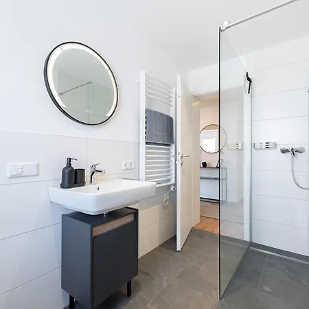 Modern 3-room With Flexible Beds Near Basel - Business & Leisure *